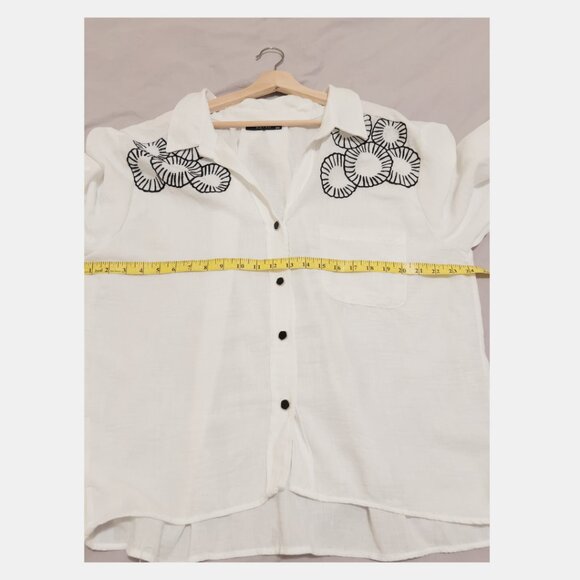White Semi-Sheer Embroidered Blouse - Picture 6 of 9